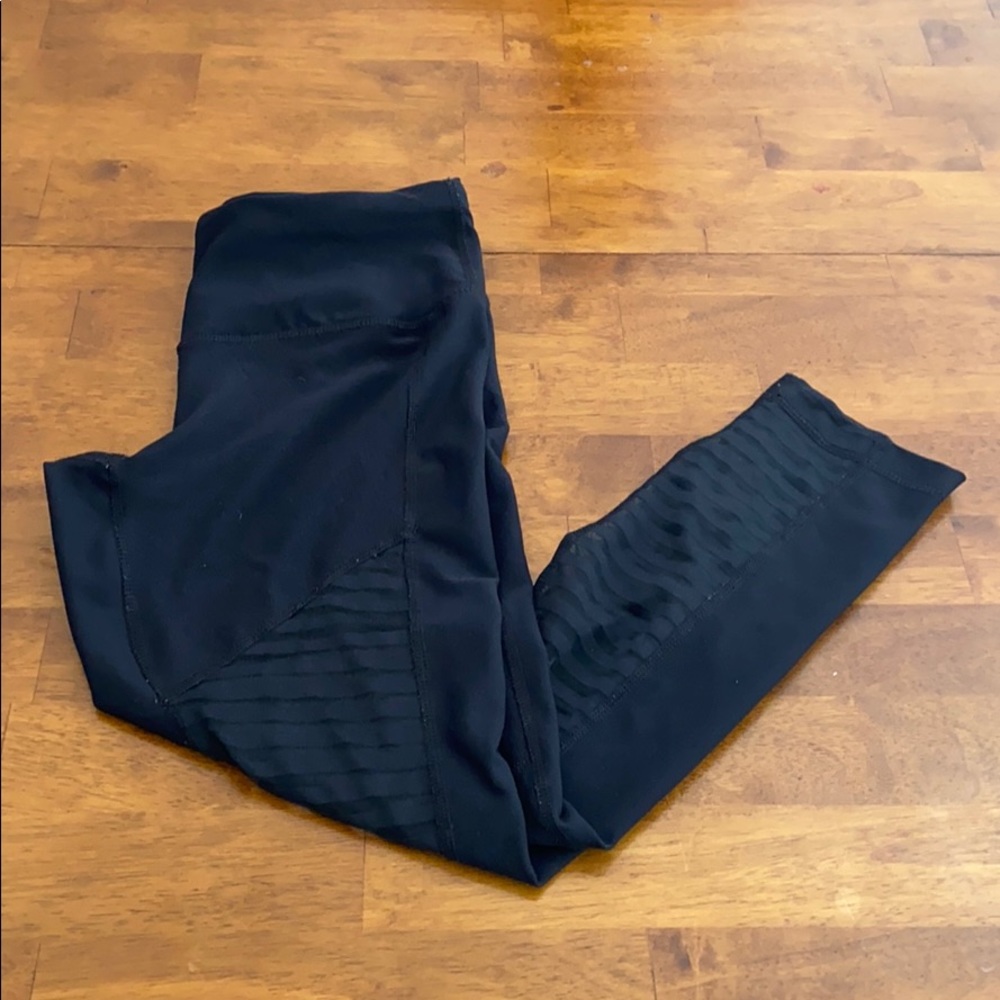 90•DEGREE black leggings